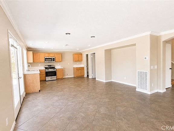 3rd image of 32074 Bandelier Rd