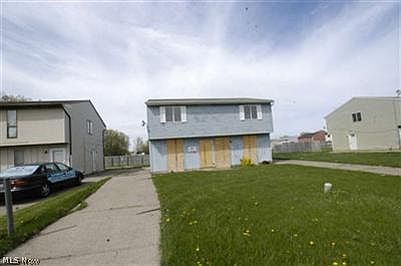 1st image of 1809-1811 Crehore St