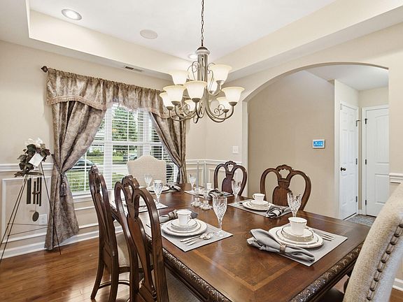 5th image of 2316 Walcot Way