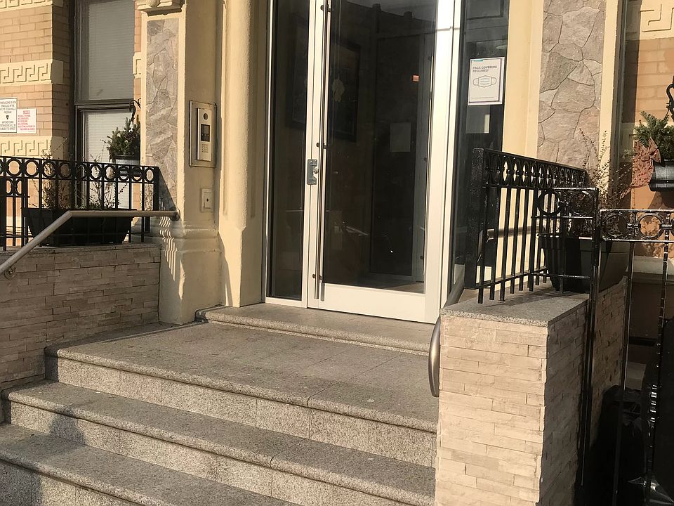 1st image of 541 W 133rd St #15