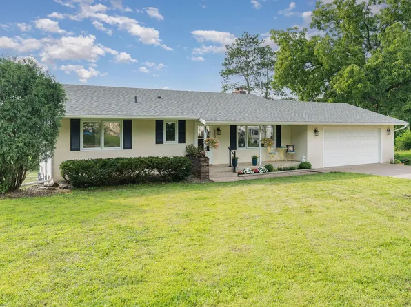 2223 Duluth St N, Maplewood, MN 55109