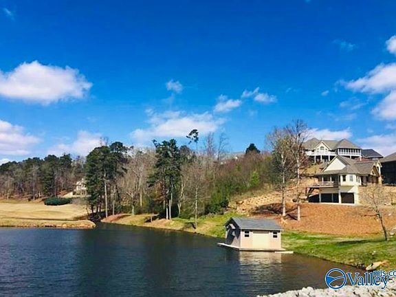3rd image of 1001 Heritage Dr