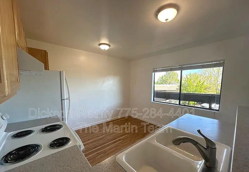 1 bed, 1.0 bath, 776 sqft, $1,600 — Photo 3