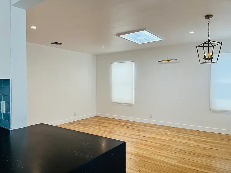416 Longfellow Ave — Photo 7
