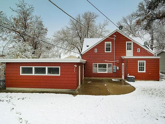 2nd image of 933 Lewis Ave