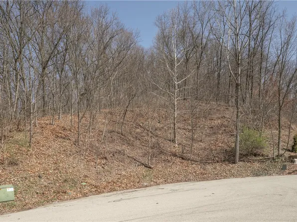 LOT 7 Pine Crest Ct, Trafford, PA 15085