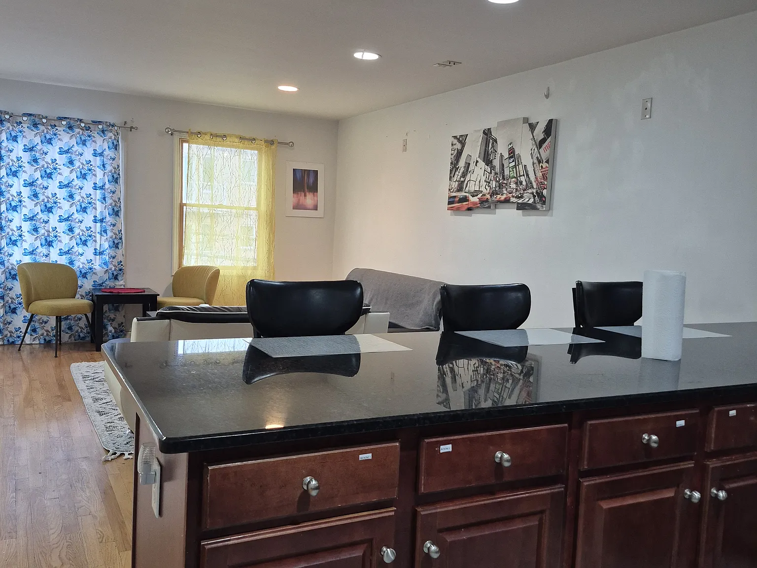 3 bed, $1,250 — Photo 4