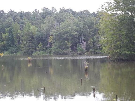 2nd image of 7 Lake Dr #25