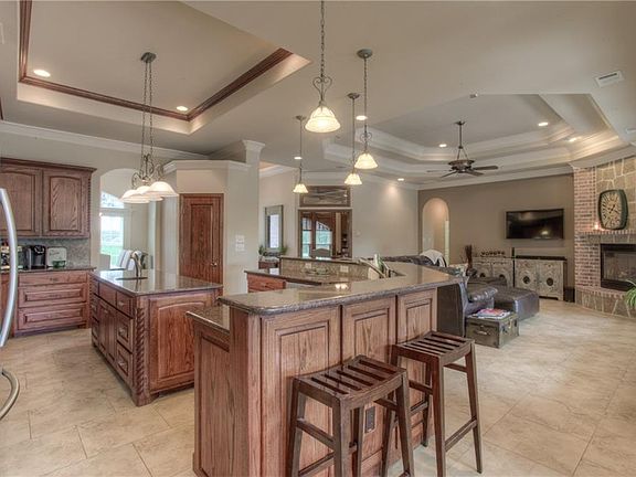 2nd image of 119 Story Ln