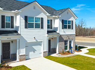 140 Hampton Cir, McDonough, GA