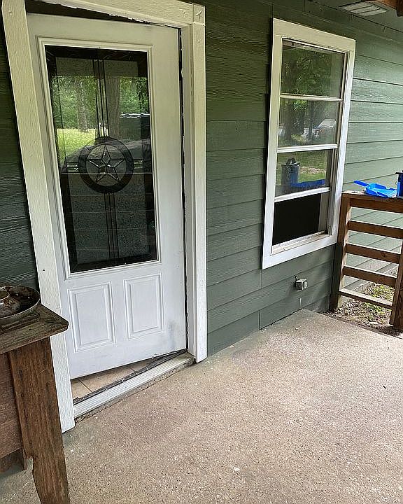 1st image of 150 Hulon Dr