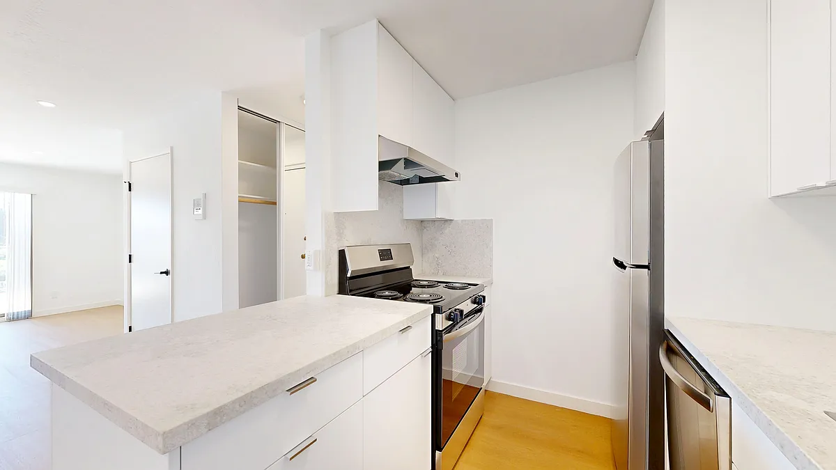 Building Photo - 2035 Castro St #31