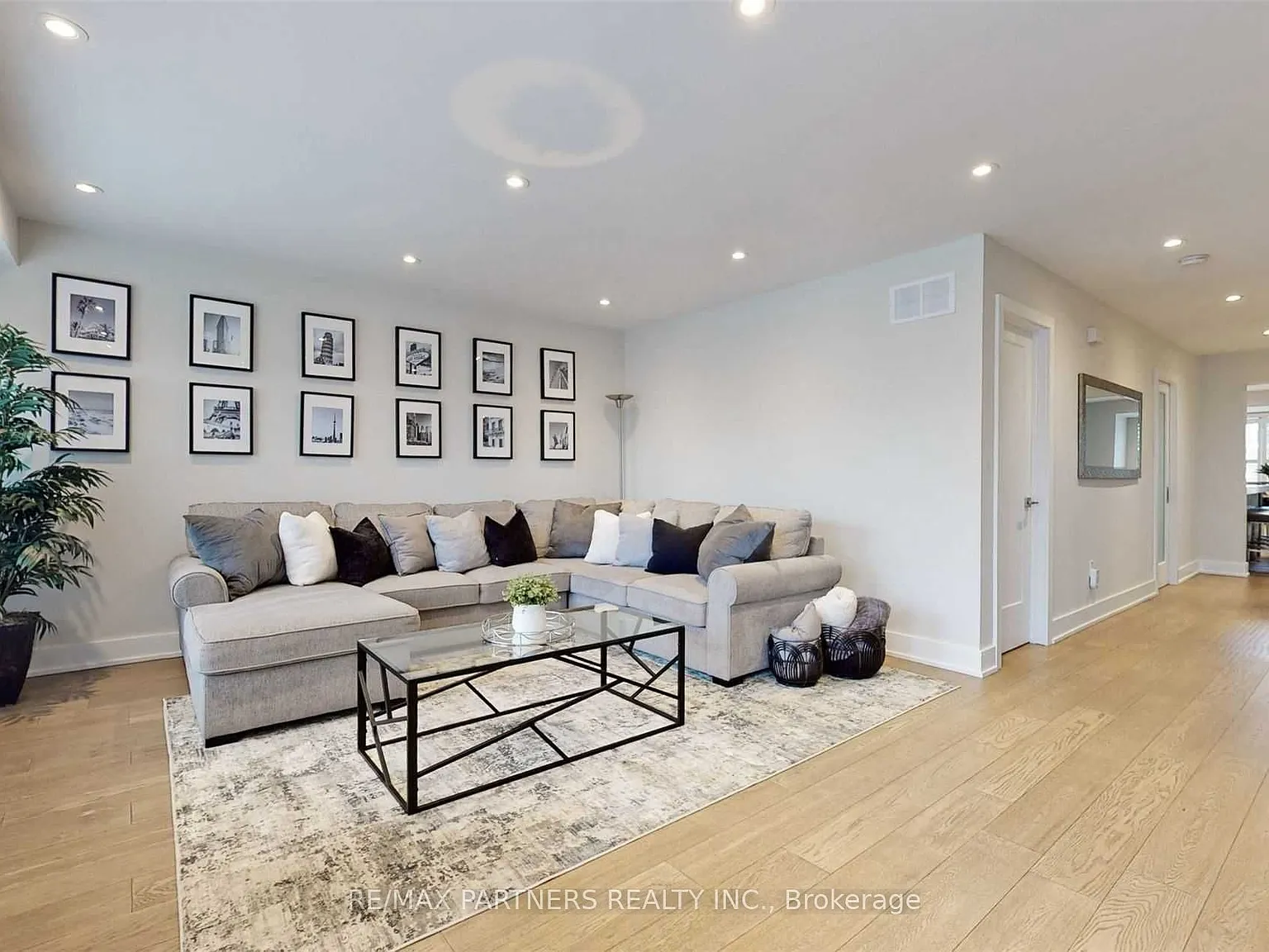 2 bed, $2,900 — Photo 2
