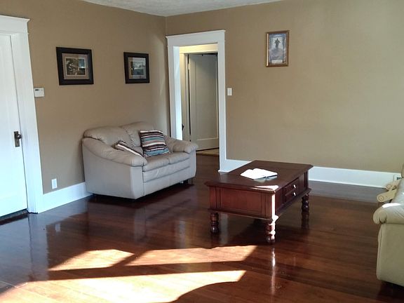 Unit 1: Living room