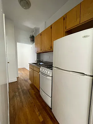 Rented by Peter R. Hungerford, LREB | media 10