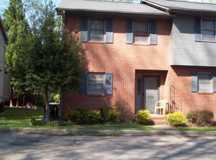 1914 Meadowbrook Cir, Dalton, GA 30720