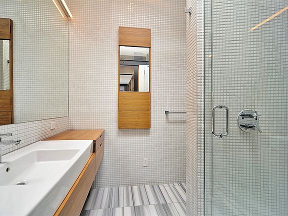 5th image of 281 W 11th St #45C