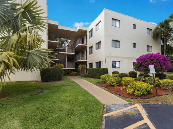 5280 Las Verdes Circle #119, Delray Beach, FL 33484