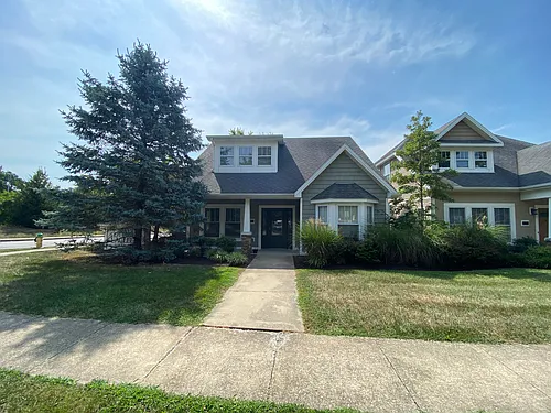 1976 Edgeworth Dr Photo 1