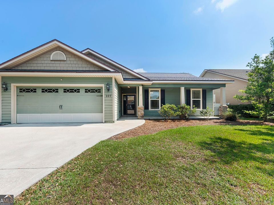 1st image of 107 Waters Edge Dr