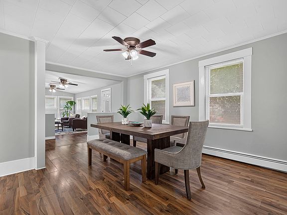 3rd image of 70 Juniper St