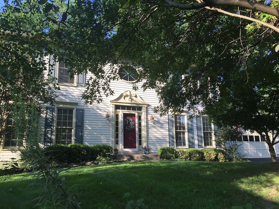 1st image of 8446 Lake Mist Way
