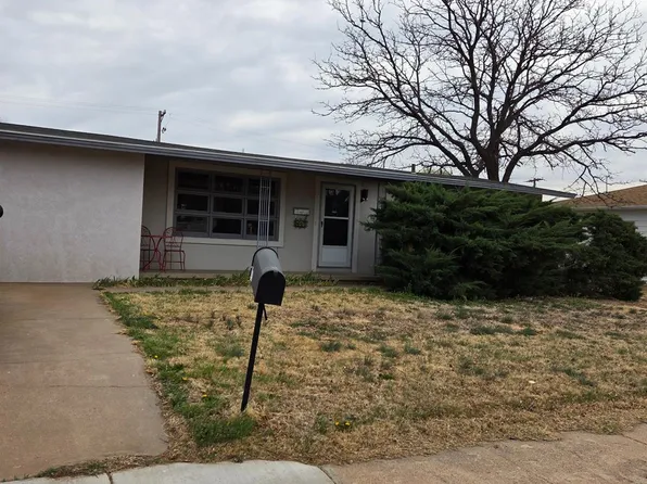 817 N Calhoun Ave, Liberal, KS 67901
