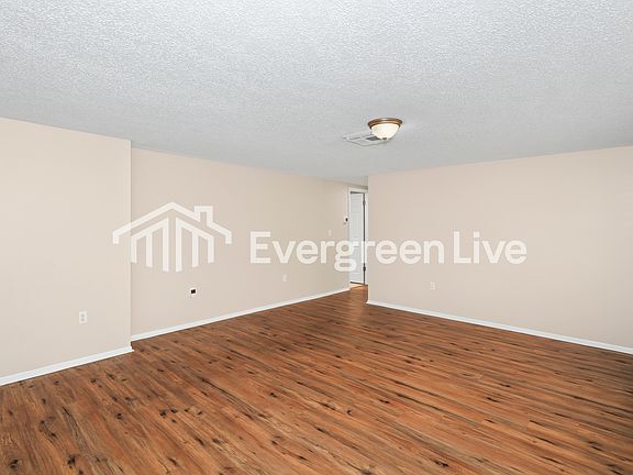 3rd image of 7731 Seashore Dr