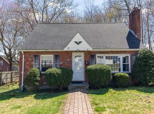 4 Sabatinelli Rd, Milford, MA 01757