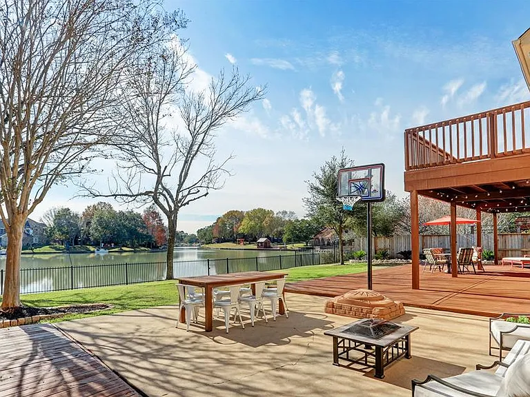 14215 Ragus Lake Dr — Photo 5