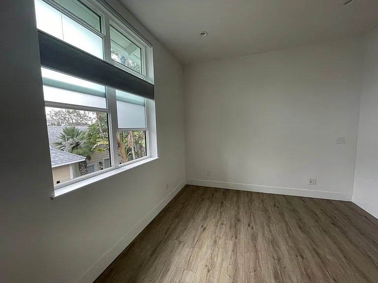 325 W Anapamu St #D — Photo 20