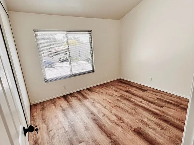 937 Shadow Lake Dr — Photo 22