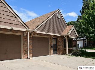 7140 Stony Ridge Rd, Lincoln, NE 68507