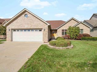 16773 Zachary Dr, Macomb, MI 48042