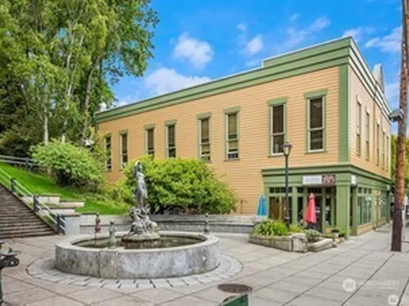 842 Washington Street #210, Port Townsend, WA 98368