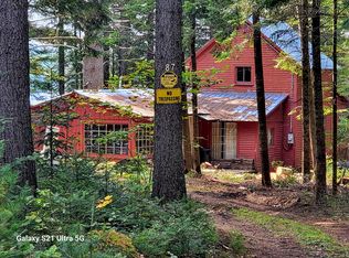 87 Sunset Rdg, Owls Head, NY 12969