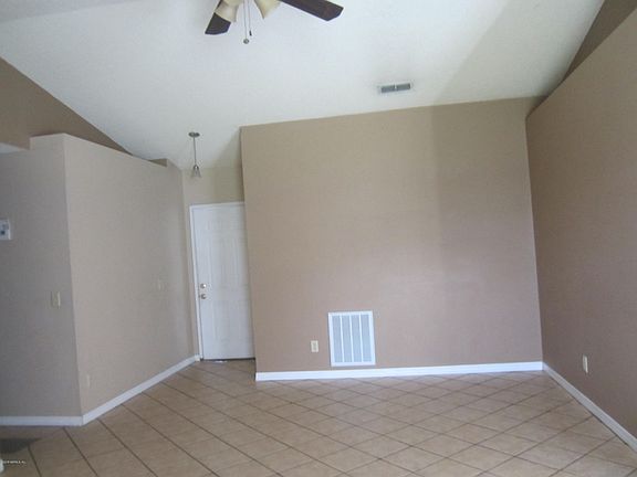 4th image of 7851 Pepper Cir E