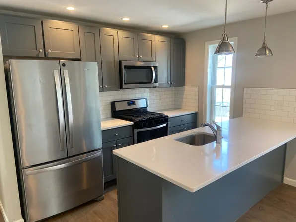 489 Admiral Street, 489 Admiral St #1, Providence, RI 02908