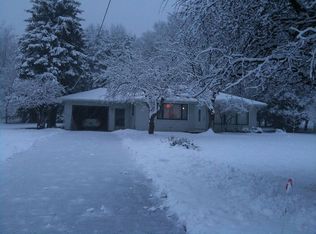 6788 Bear Ridge Rd, Lockport, NY 14094