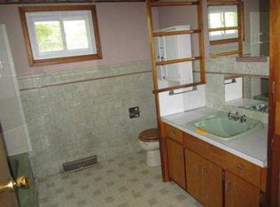 2104 Sunny Ln, Lawrenceville, IL 62439