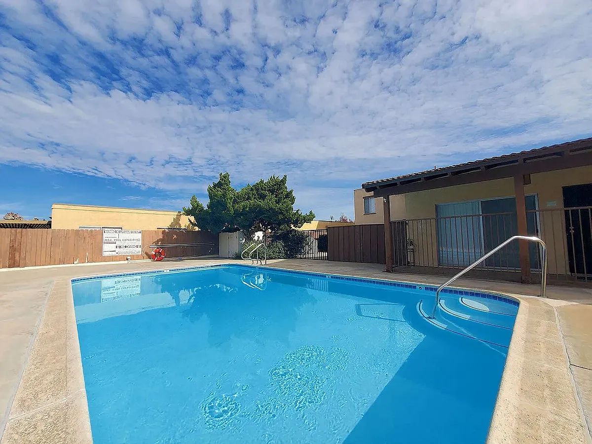 Portofino Apartments — Photo 1