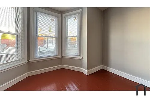 530 N Vogdes St Photo 1