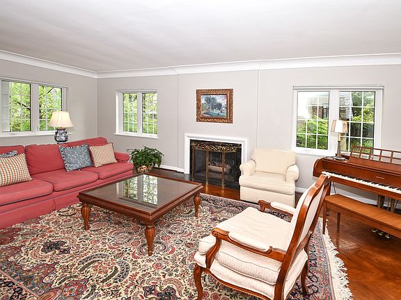 3rd image of 3306 Mannington Ave