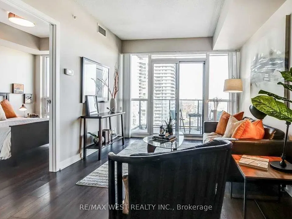 2200 Lake Shore Blvd W #3905