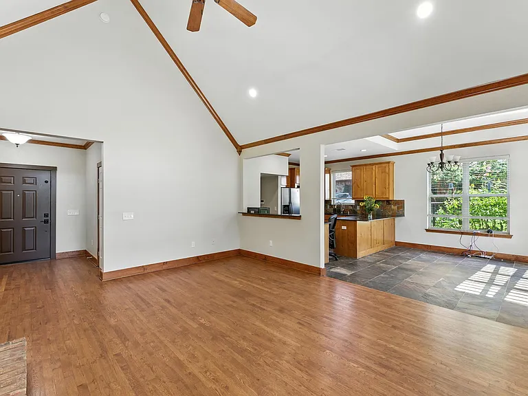 2656 W FM 455 — Photo 5