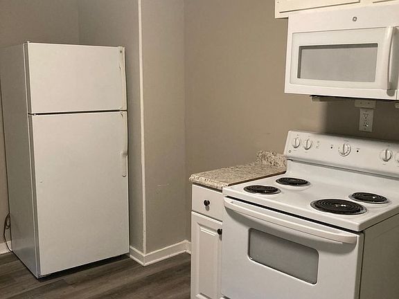 3rd image of 1215 E 20th Ave
