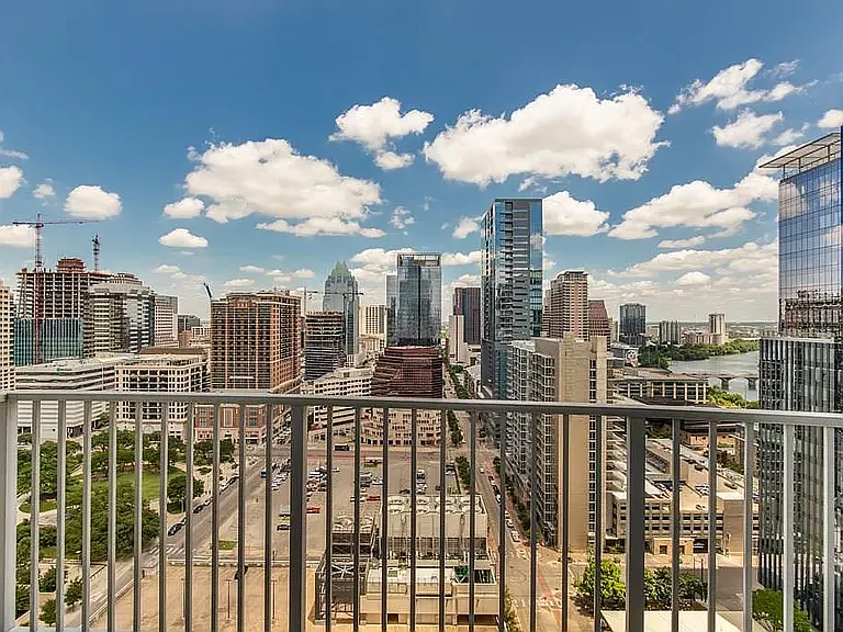 1 bed, 728 sqft, $3,000 — Photo 2
