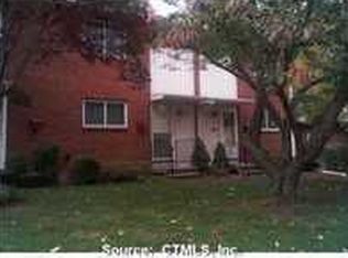 203 Centerbrook Rd, Hamden, CT 06518