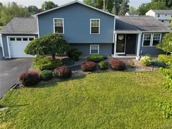 5484 Caughdenoy Rd, Clay, NY 13041
