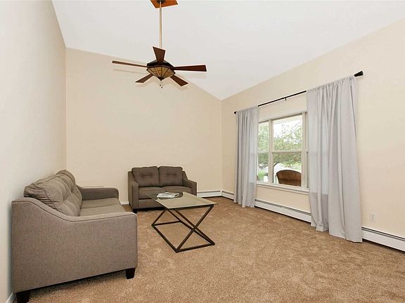 2nd image of 173 Baywood Dr